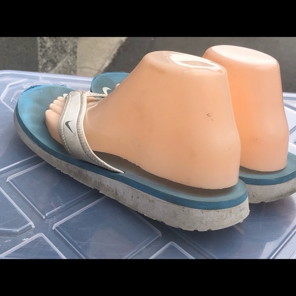 Nike Celso White Thong Flip Flop Sandal Size W9 - Picture 7 of 12